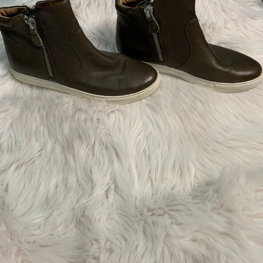 Gentle Souls high top
